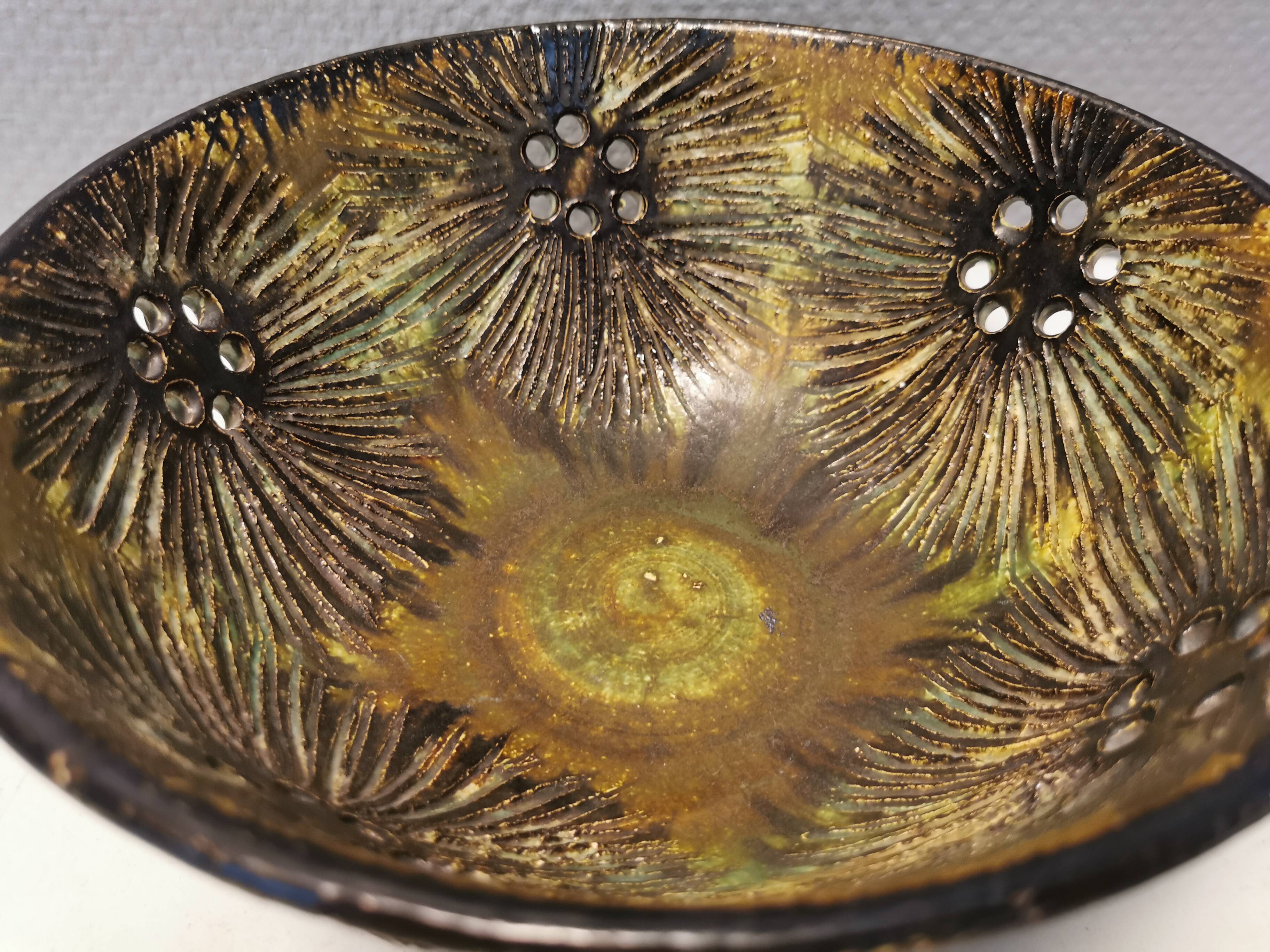 Bol en céramique, conçu par Jette Hellerøe pour son propre atelier de céramique, Danemark années 1980.