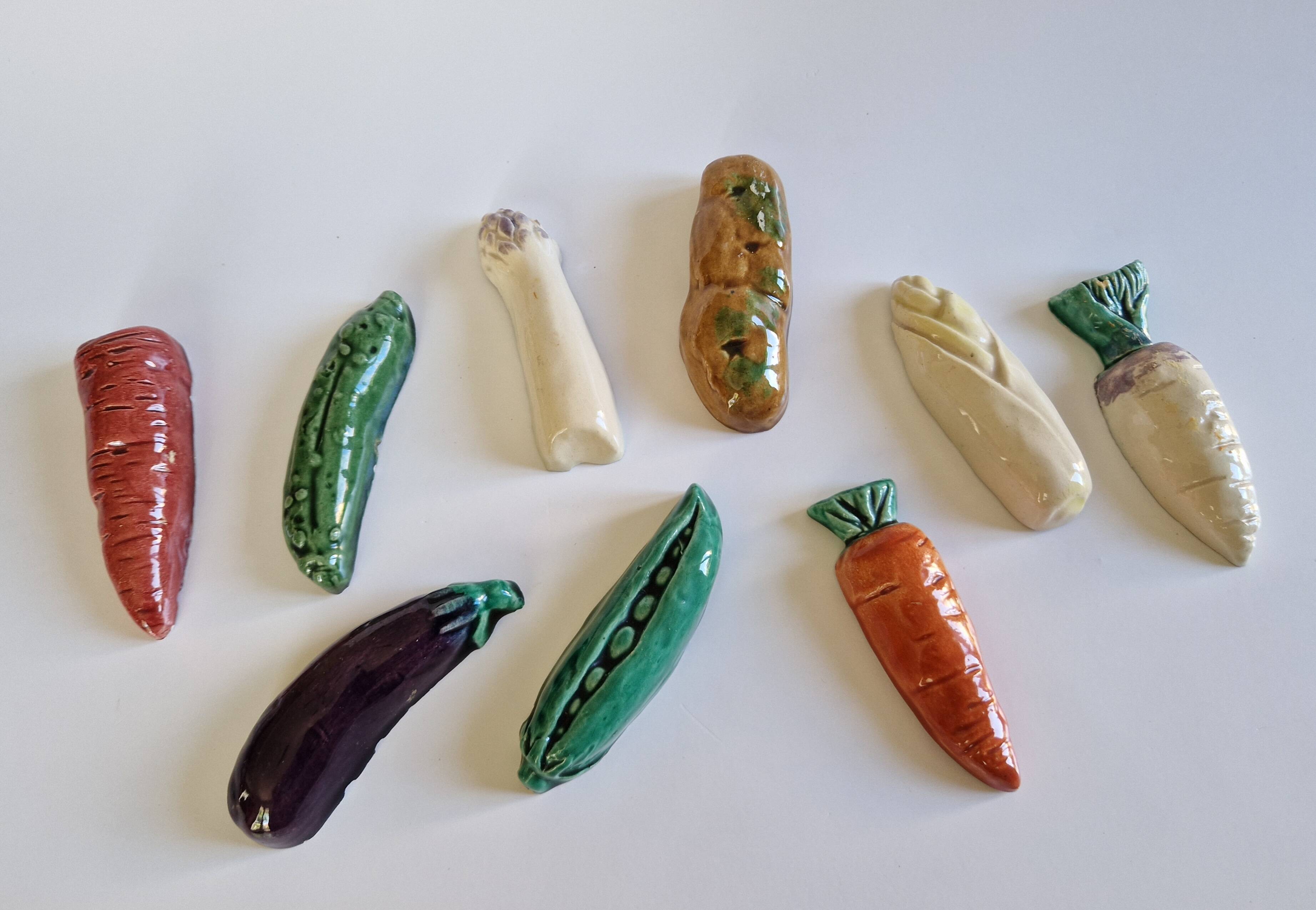 Set of 9 vintage ceramic vegetable knife holders