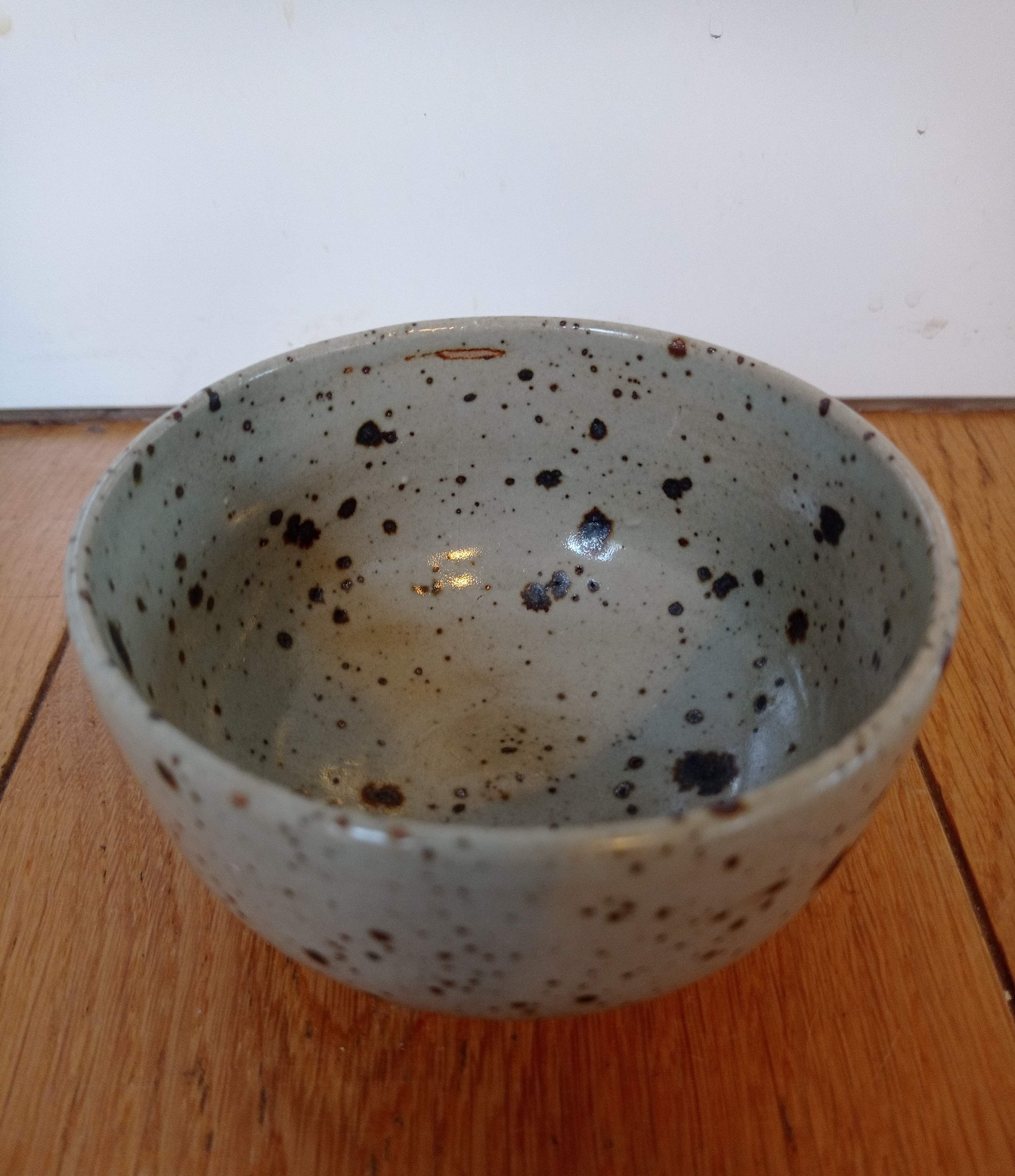 Sandstone bowl of La Borne