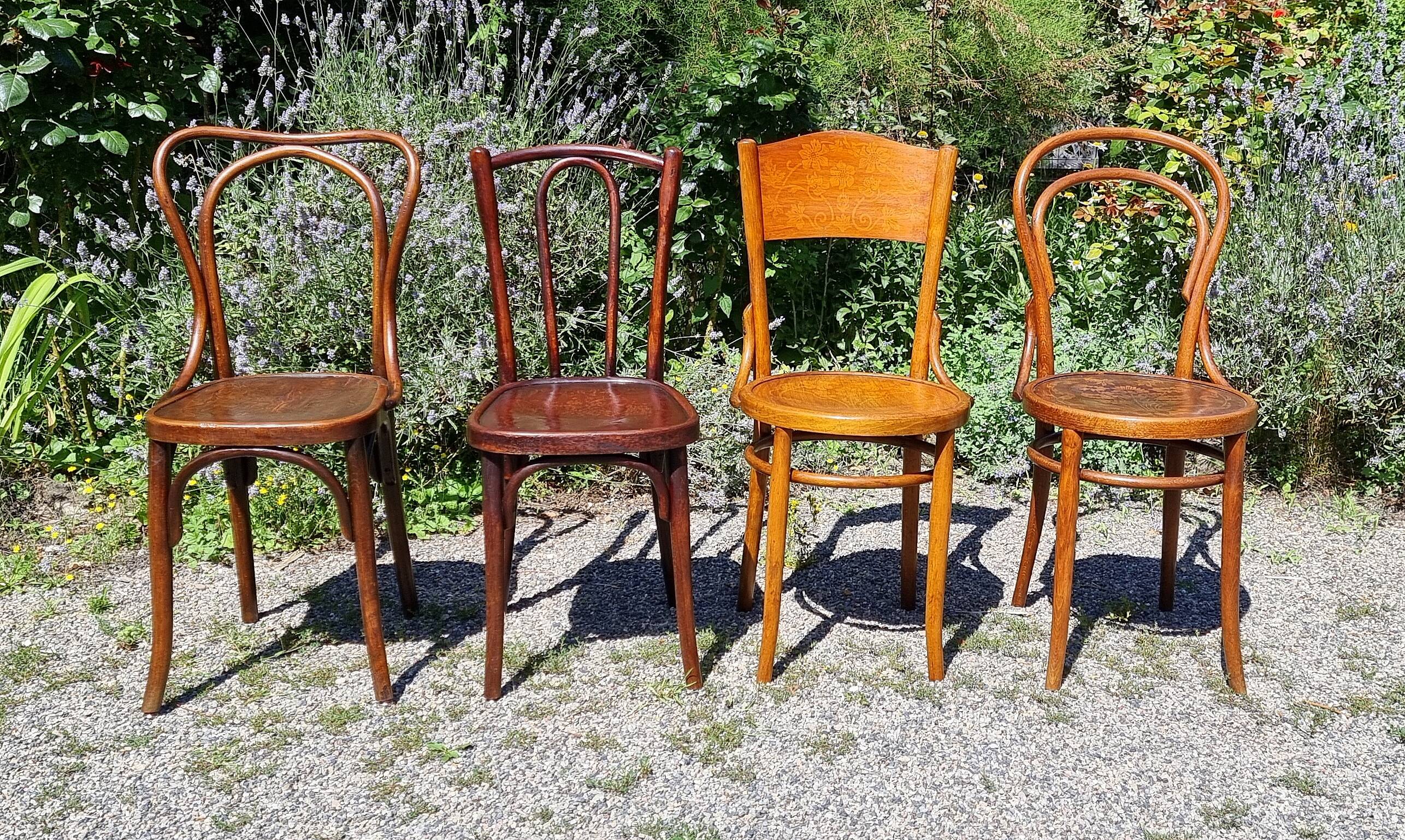 4 curved wooden bistro chairs early twentieth