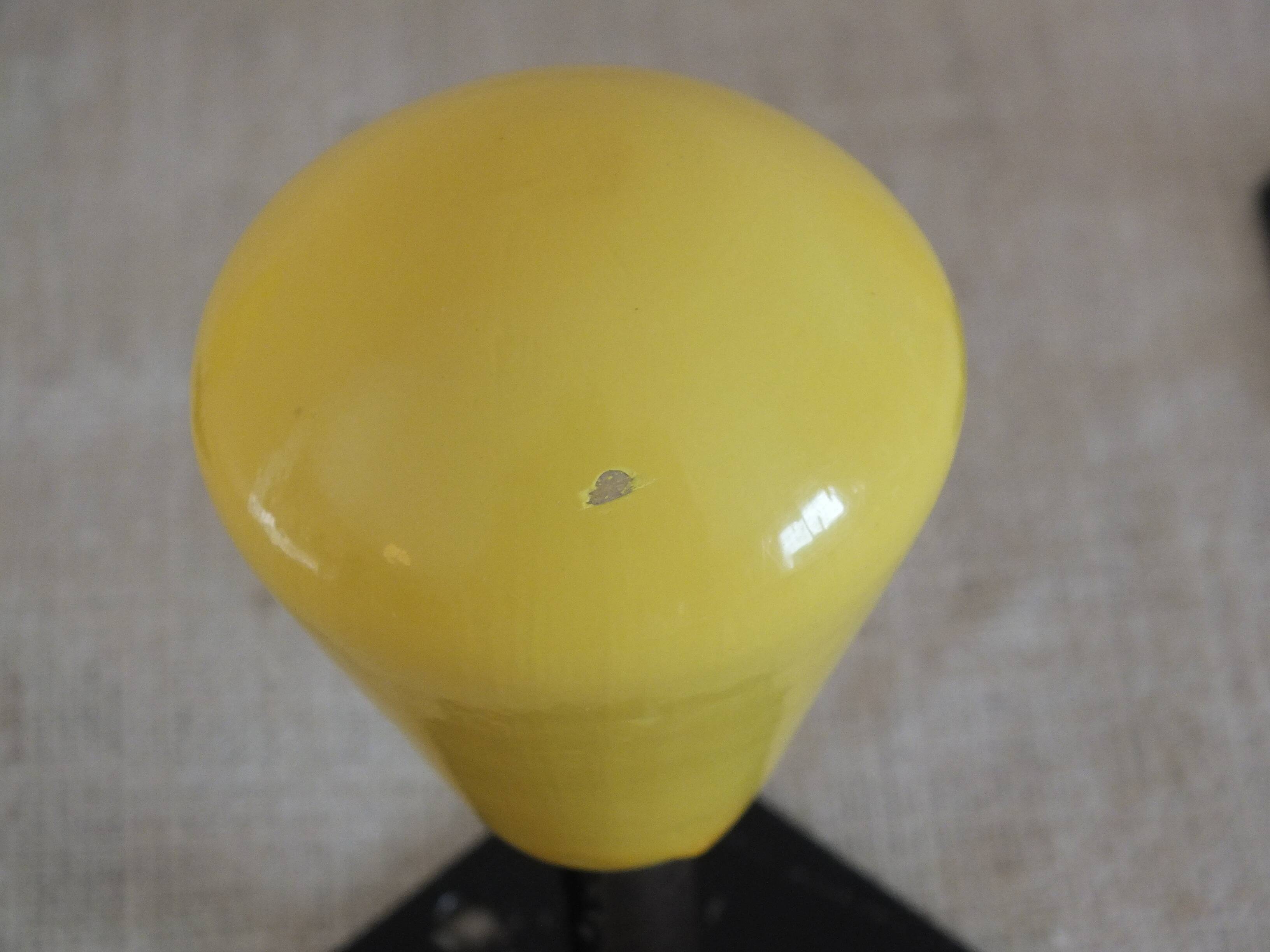 3 vintage coat/door hooks from the 50s/60s black/yellow