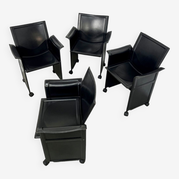 Lot 4 anciens fauteuils "Korium" cuir noir design Tito Agnoli pour Matteo Grassi 1980