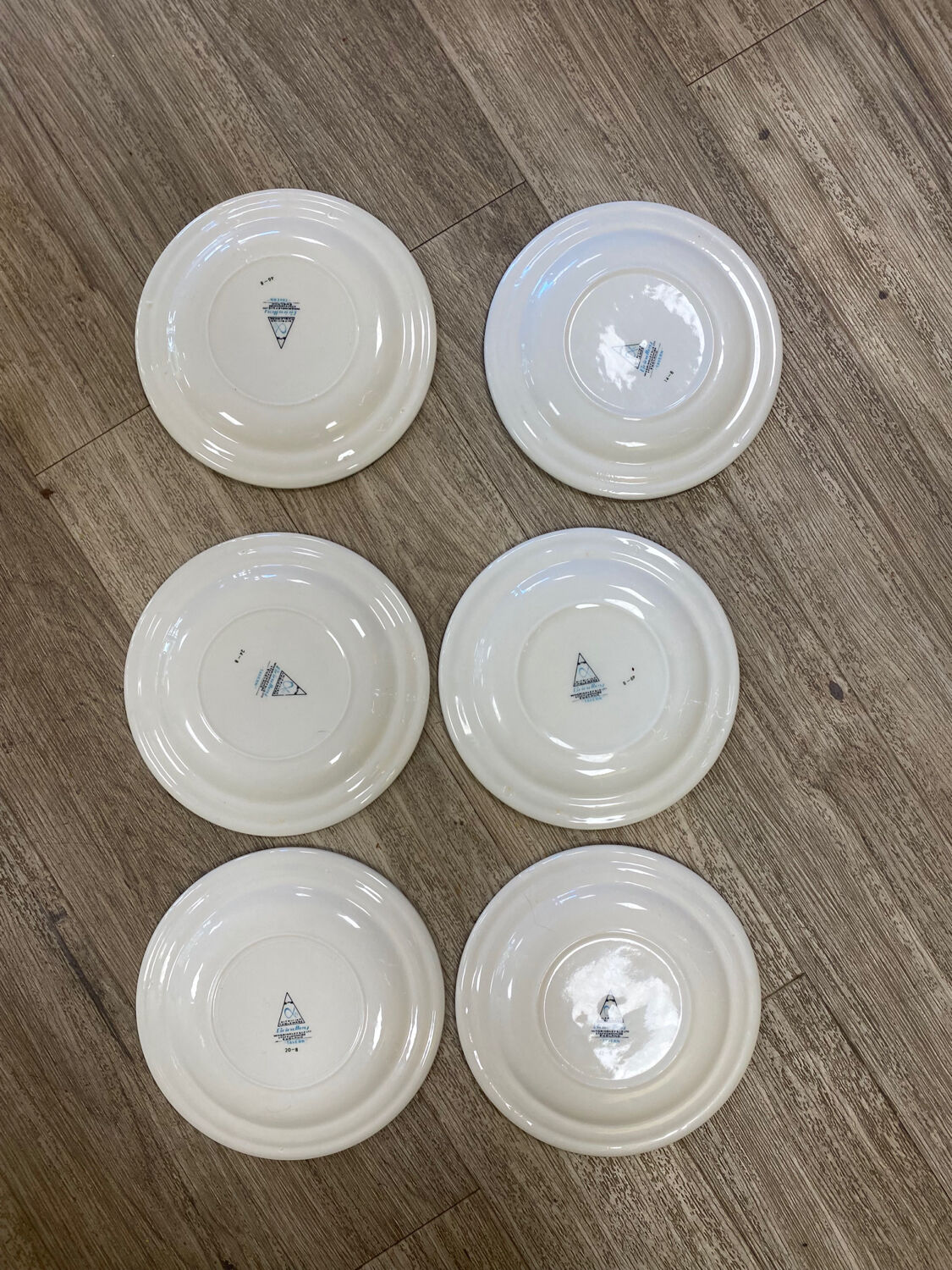 Vintage 70s patterned plates