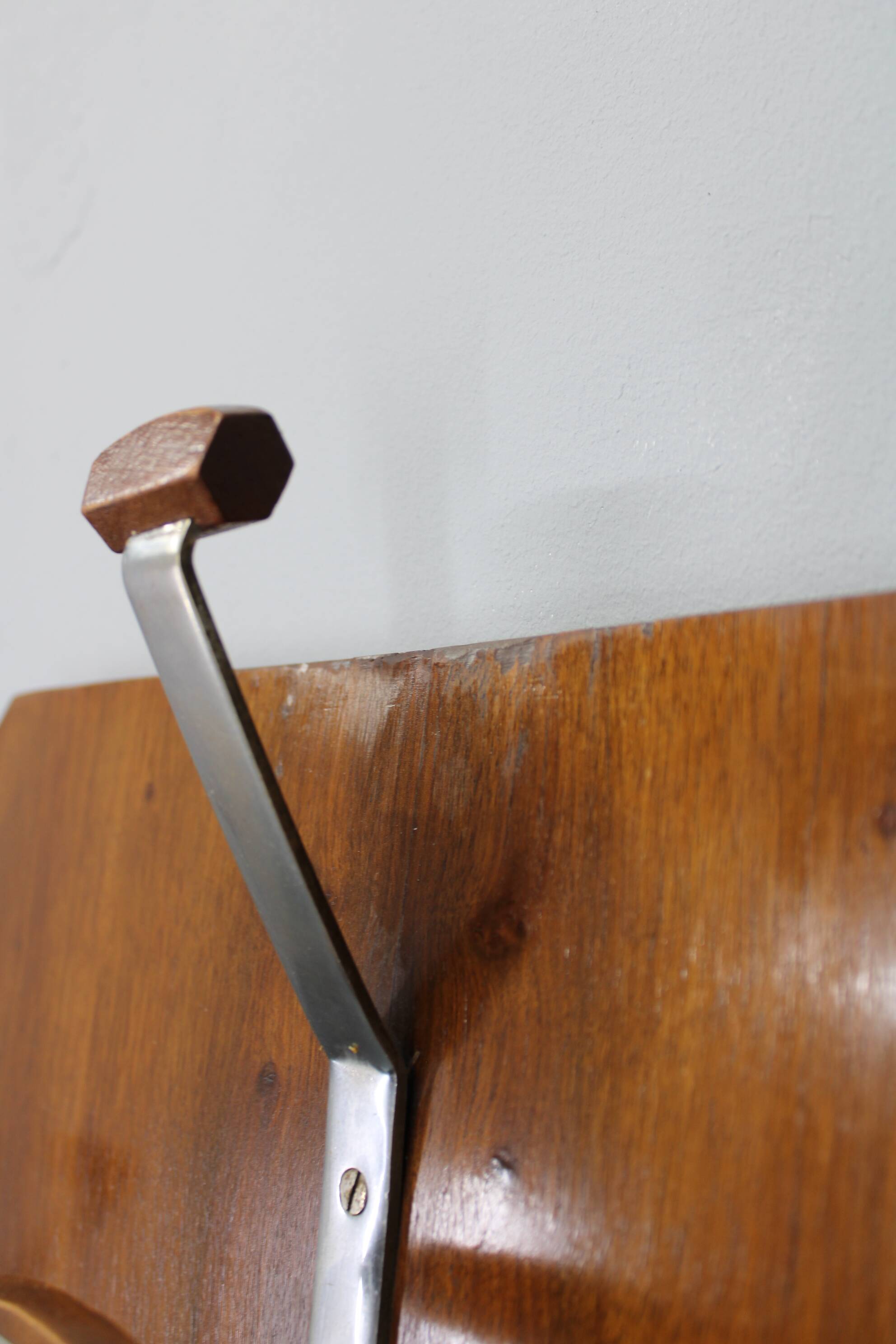 Portemanteau Art déco tchécoslovaque en noyer avec miroir, années 1930