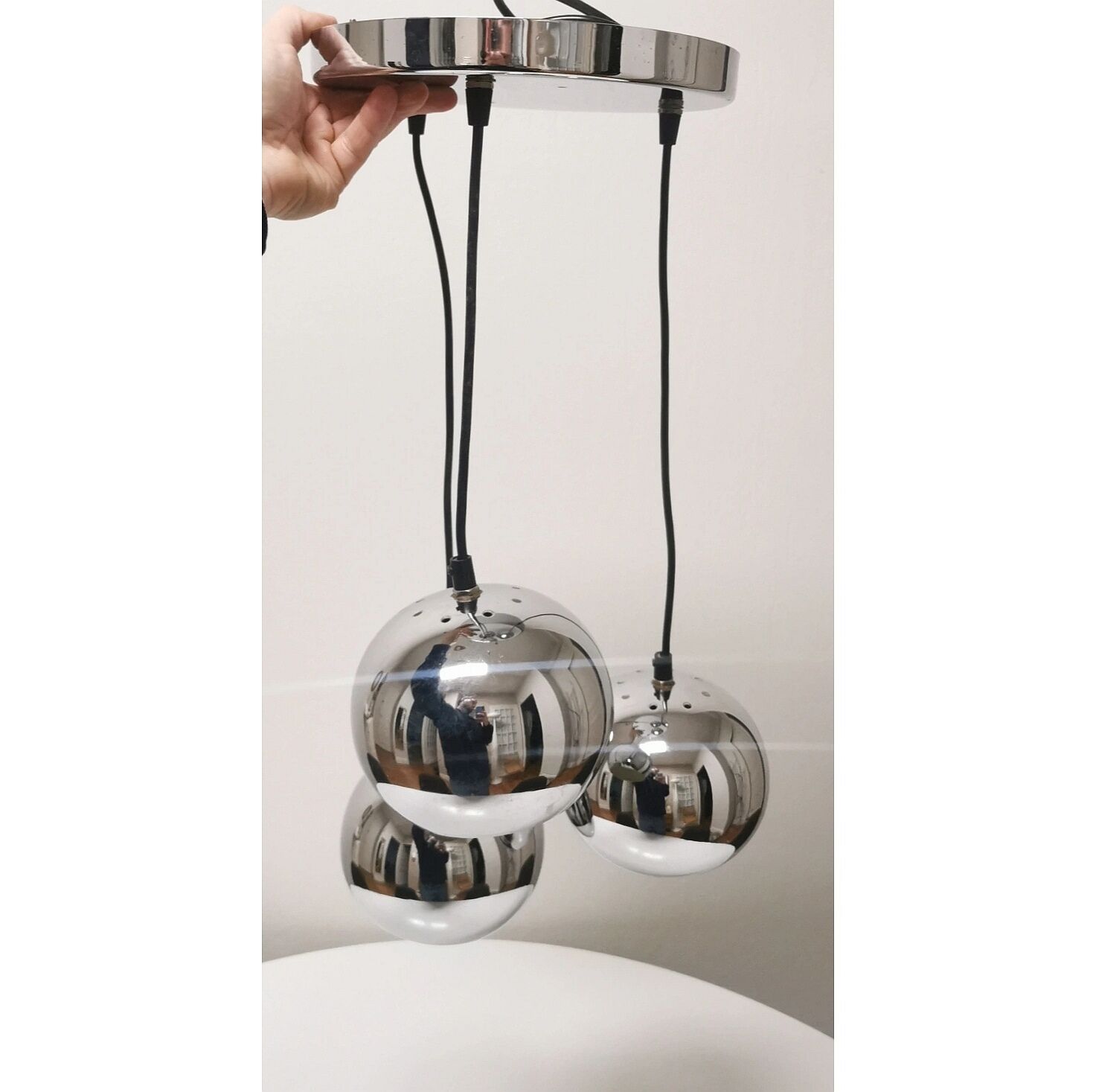 Eyeball stunt suspension