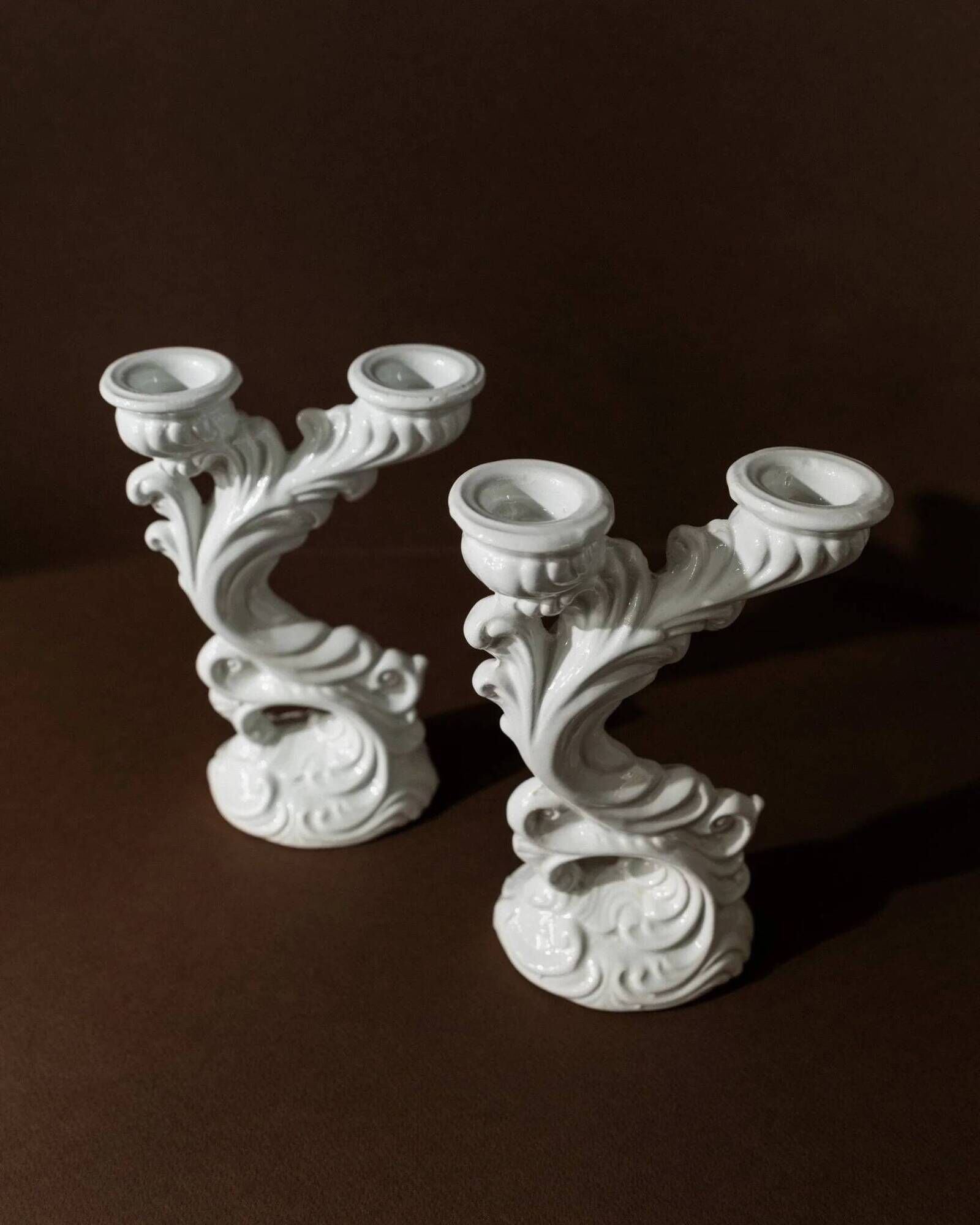 Two White Biscuit Porcelain Candleholders, Vintage Ceramic Candlesticks, Italy 1930s – Elegant Rococo-Style Decor