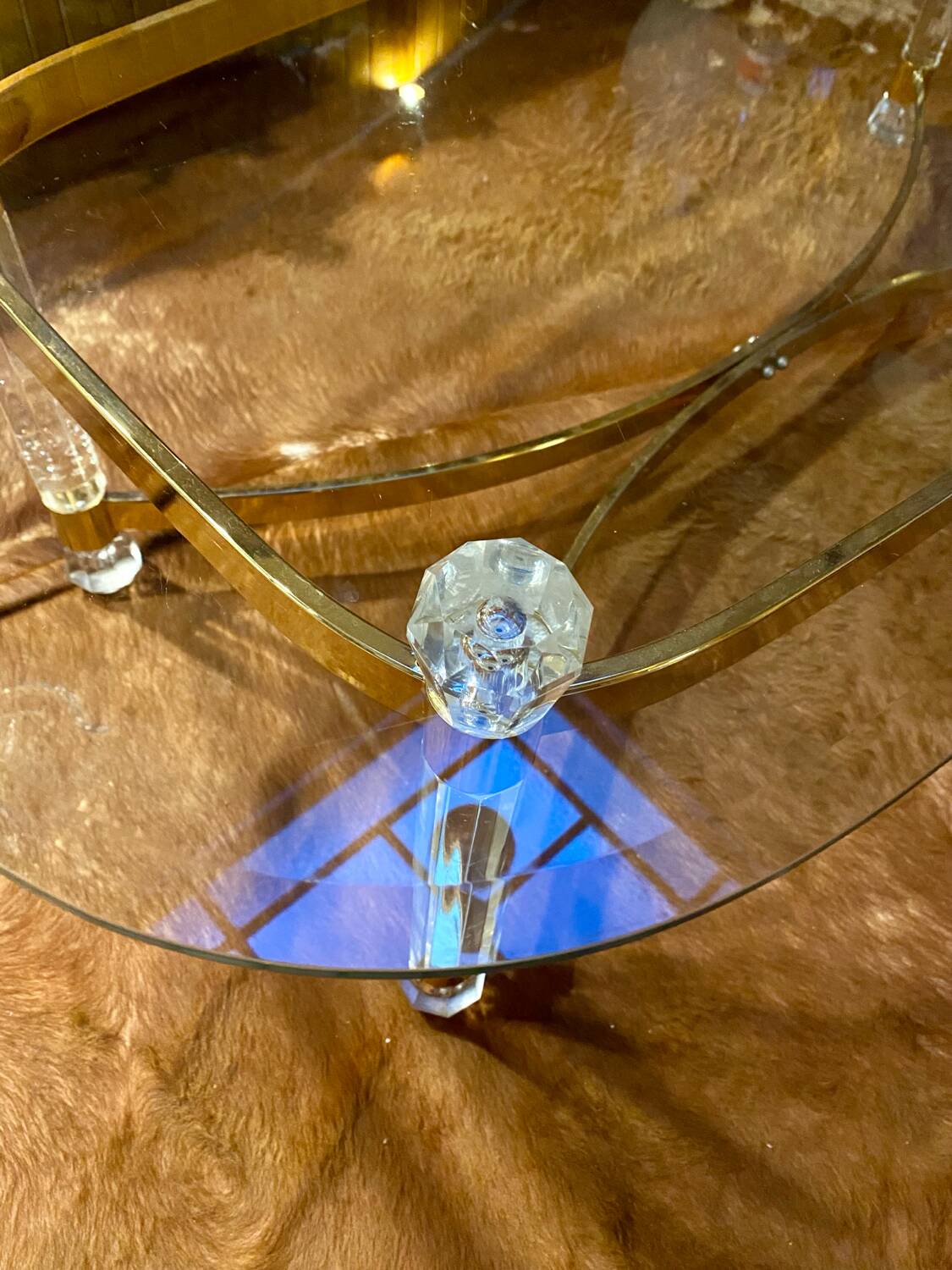 Vintage coffee table with bevelled glass and plexiglass from the 1970s.