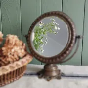 Small tabletop psyché mirror in brass
