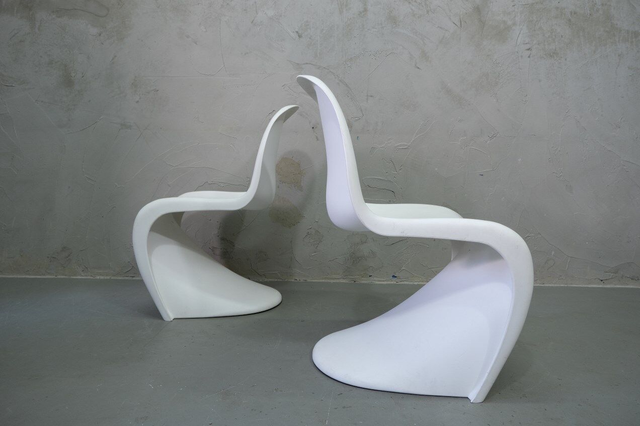 A set of 2  Panton Chairs by Verner Panton for Vitra