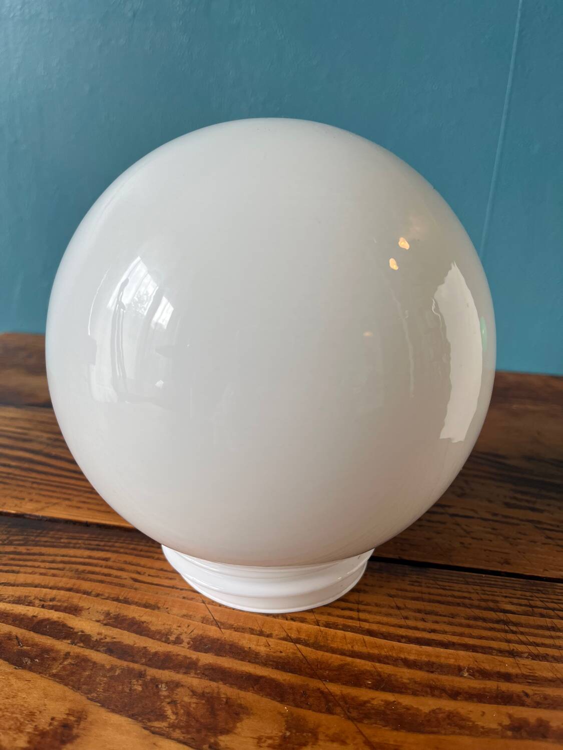 Lampe à poser globe