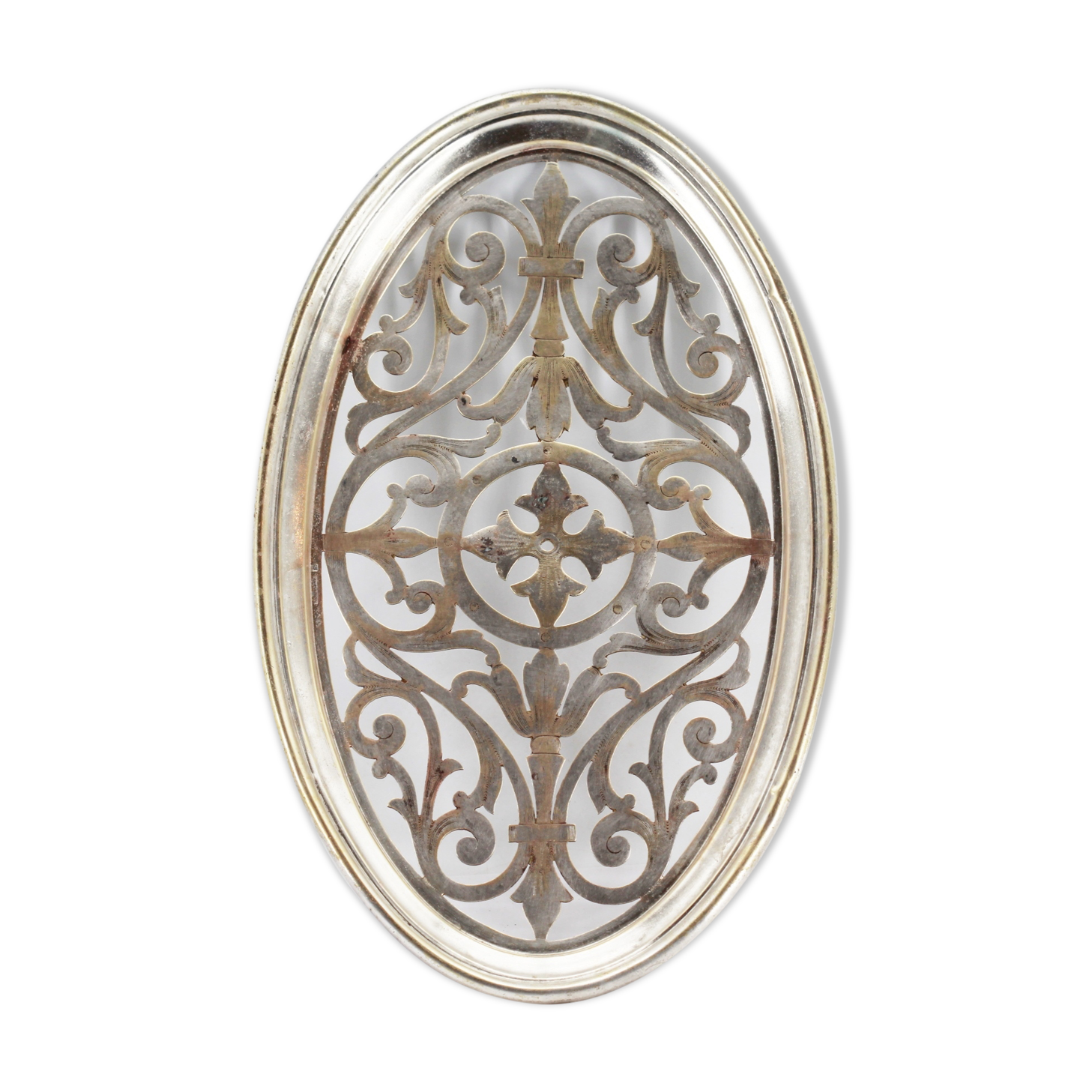 Old underside of flat cailar bayard