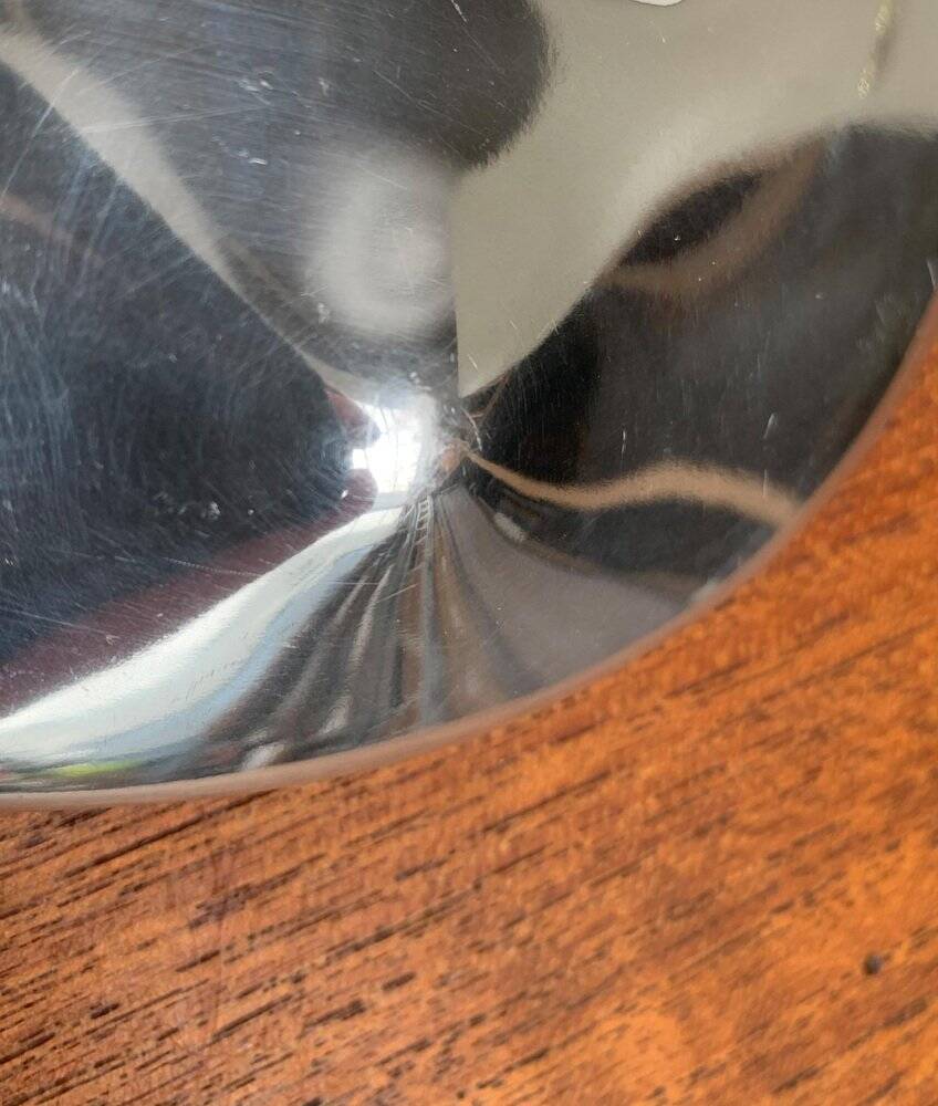 Vintage Canadian metal bowl with beaver decoration by Hoselton.