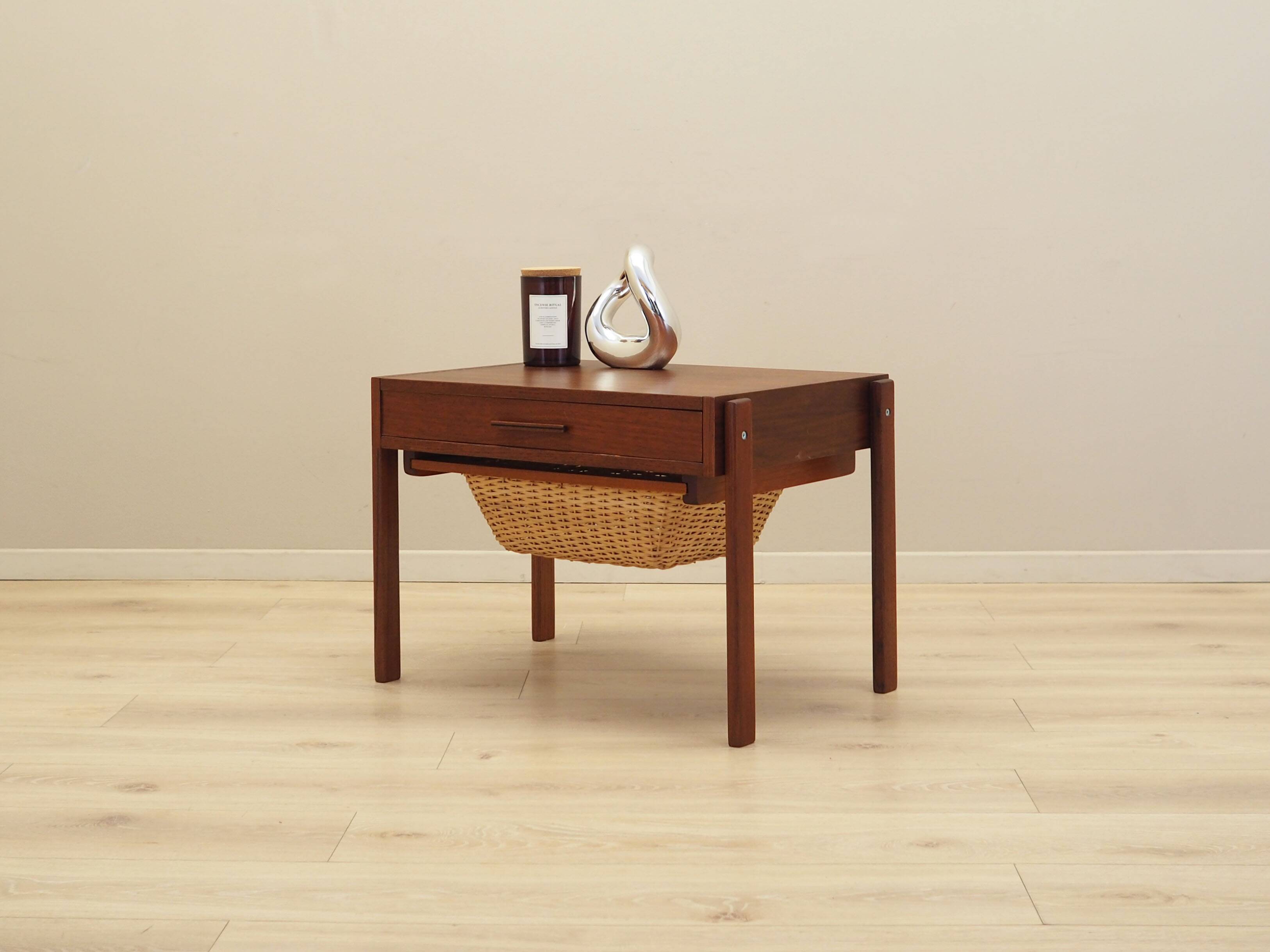 Teak coffee table, Danish design, 1970s, production: Denmark