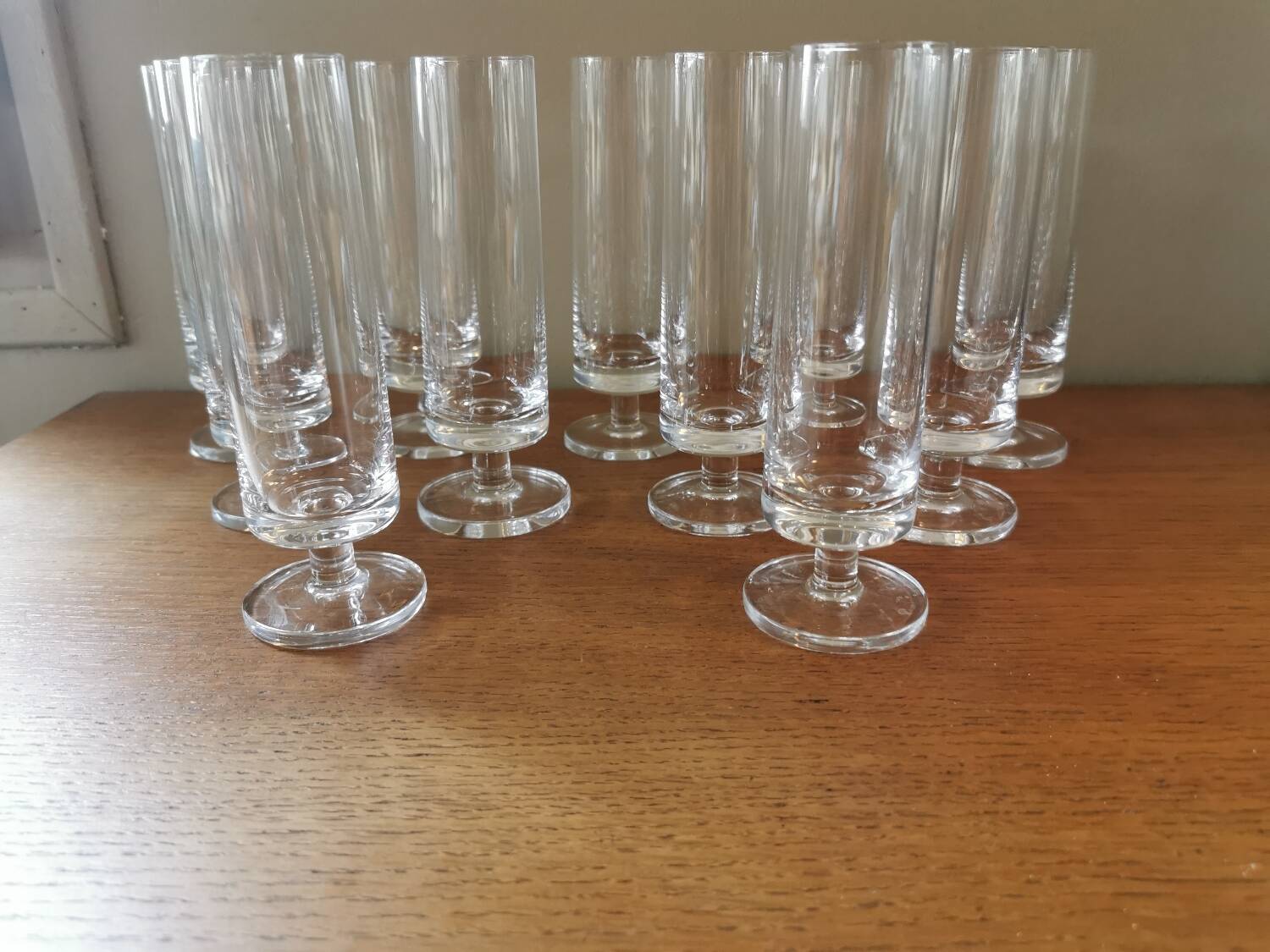 Set of 11 vintage crystal champagne flutes