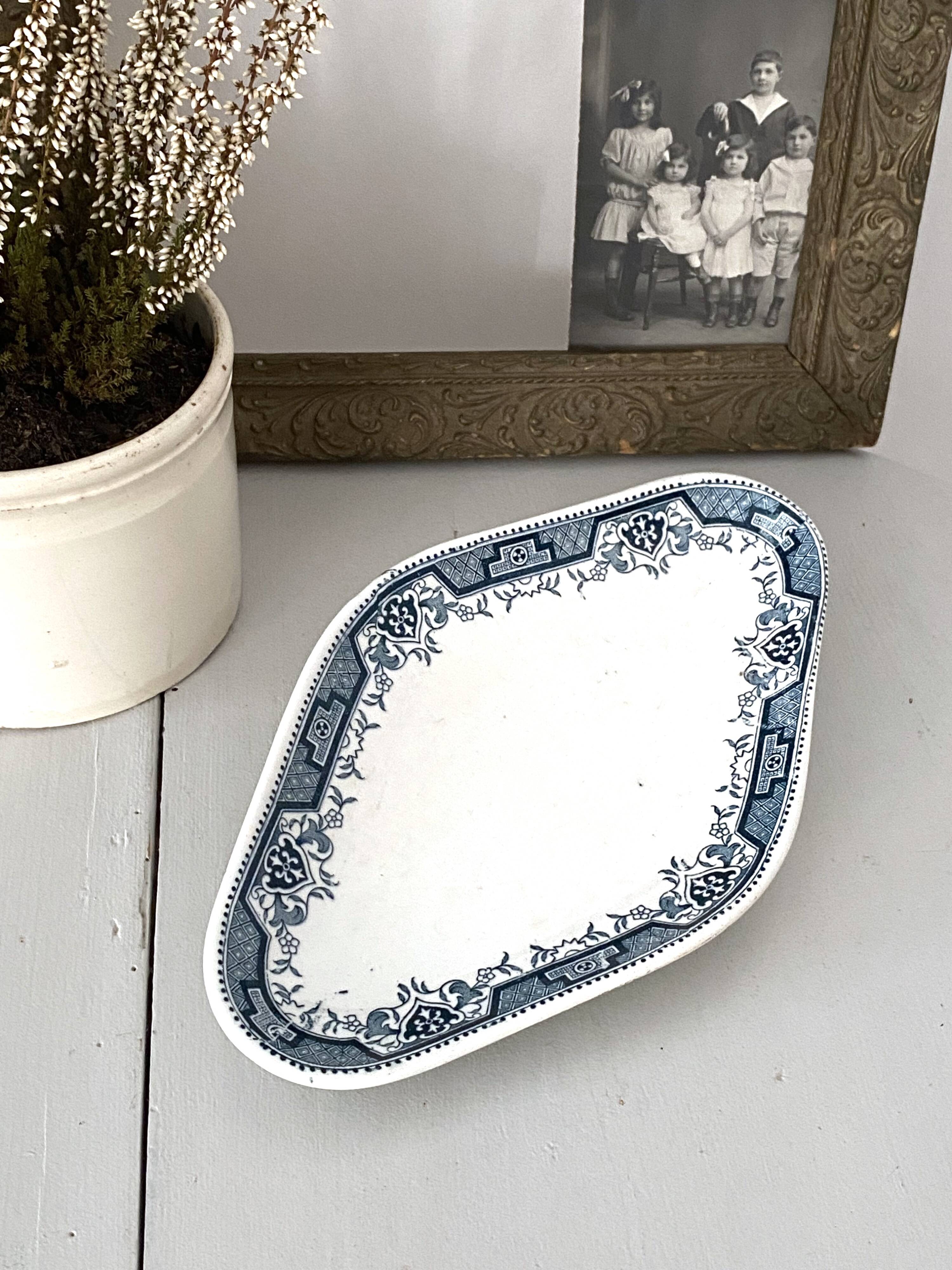 Small old Moulin des Loups dish