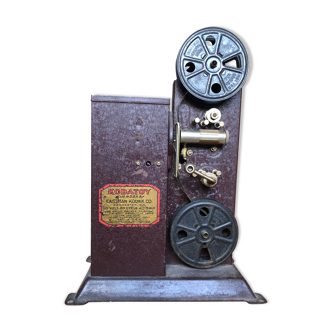 Old toy years 30 usa kodak kodatoy projector 16mm