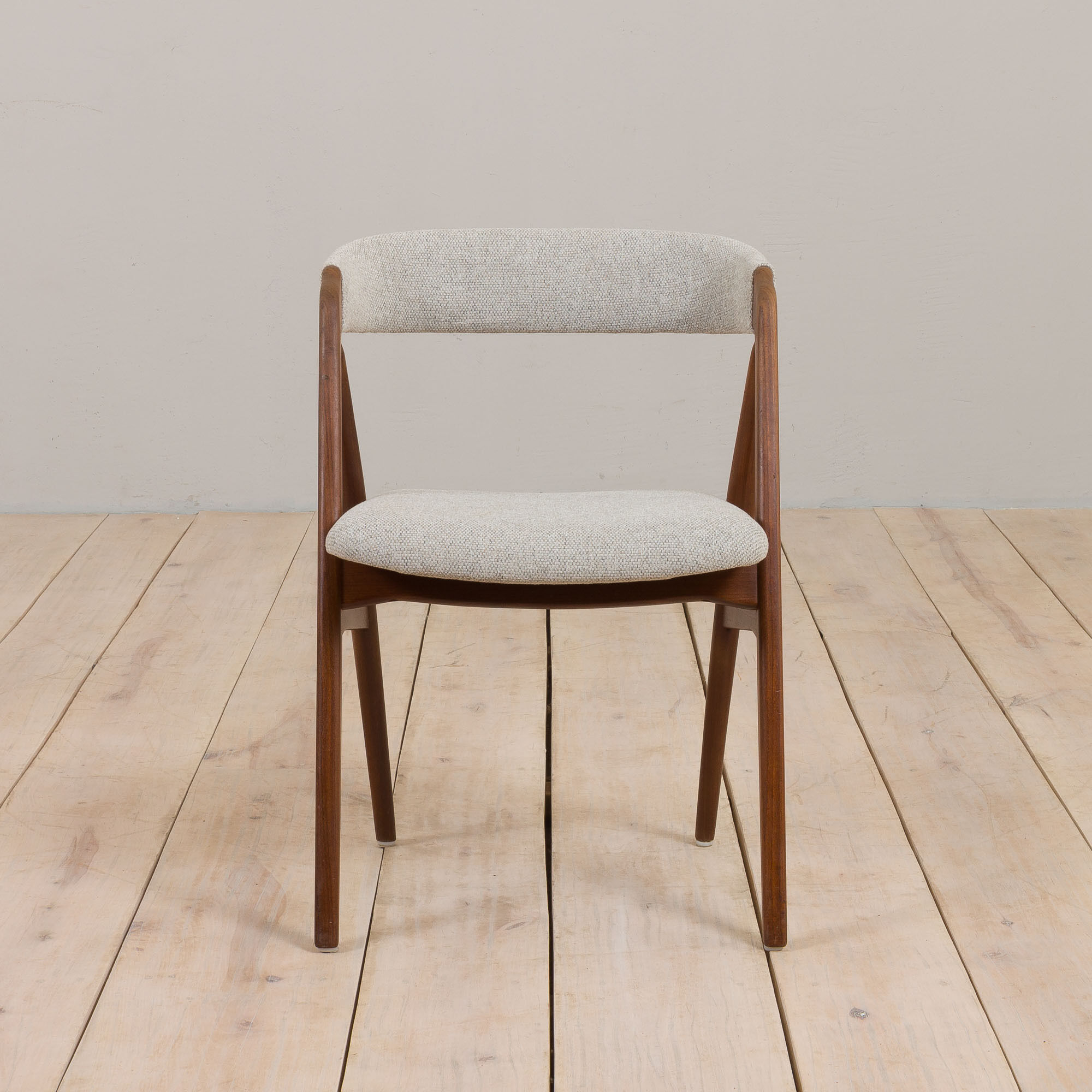 Set of 14 mid-century Danish teak dining chairs by Th Harlev for Farstrup Møbler in blue wool 1950