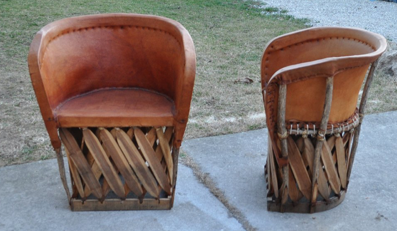Paire de fauteuils "Mexican Equipale pigskin chair"