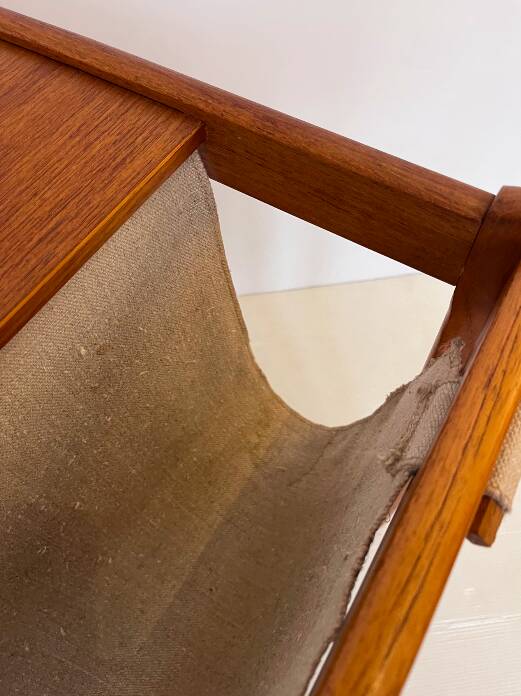 occasional table / magazine rack in teak and turbo-edged fabric