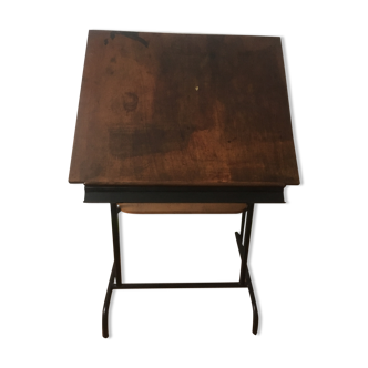 Drawing table