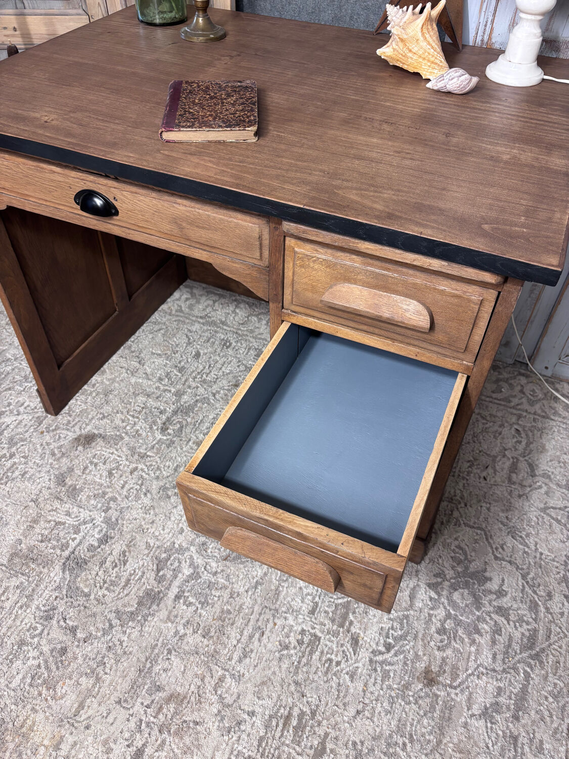 Drawer desk