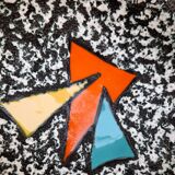 Fruit cut, center of table, ceramic, signed Vallauris, vintage 70s.