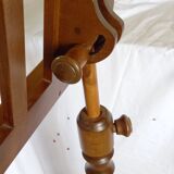 Wooden lutrine from Thomann