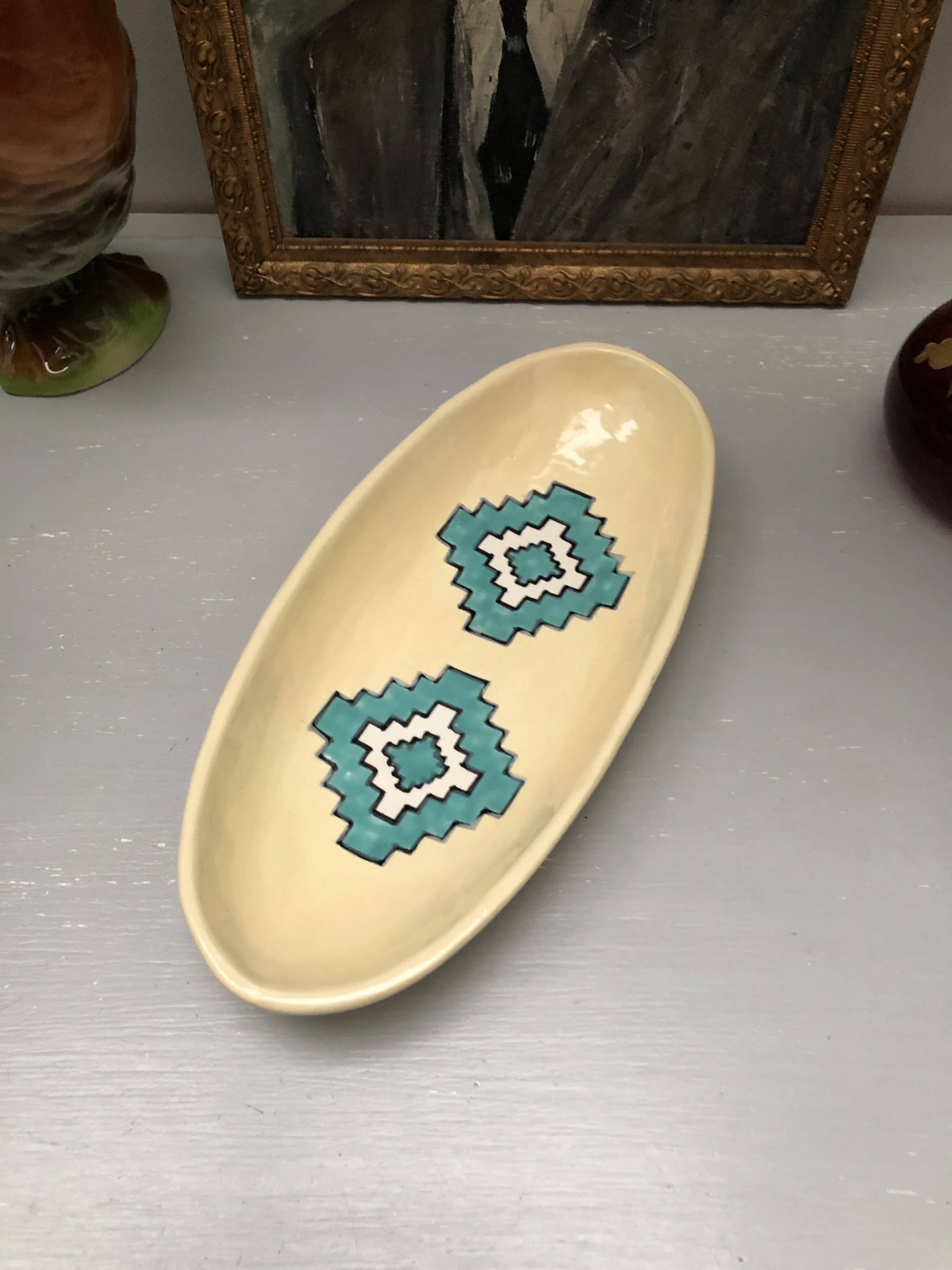 Plat vide poche en céramique design