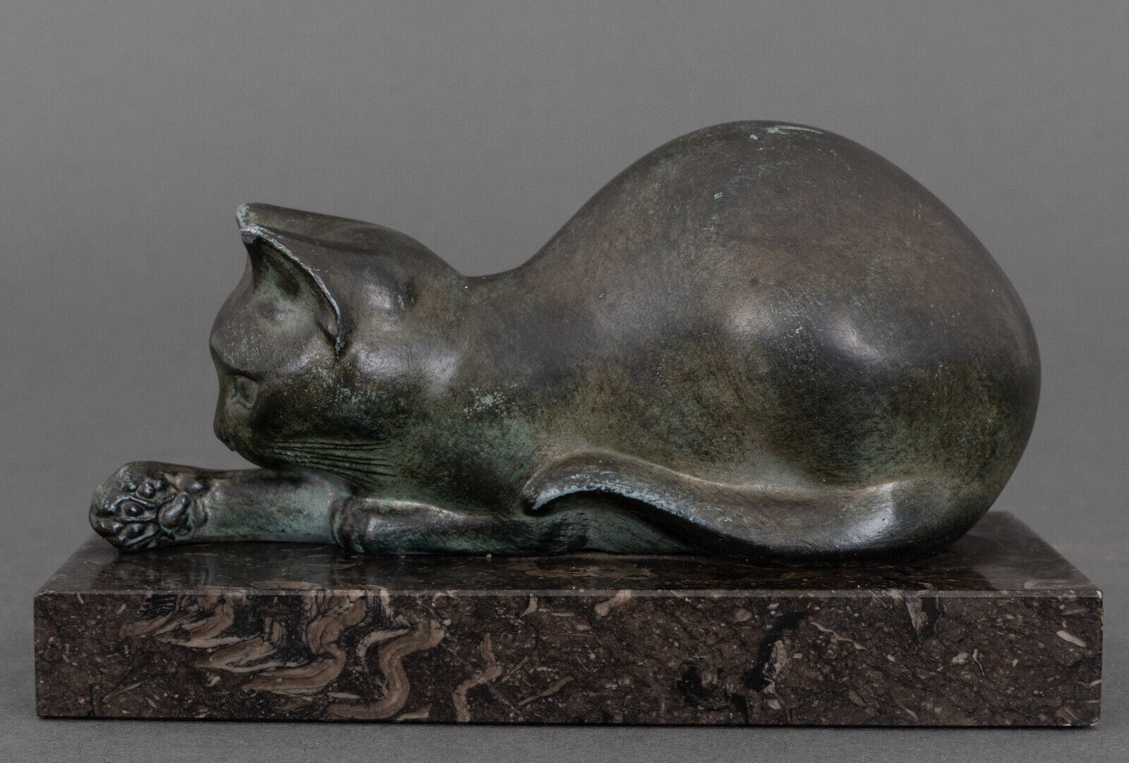 Art deco cat in regule by m. font green patina 1930 marble base