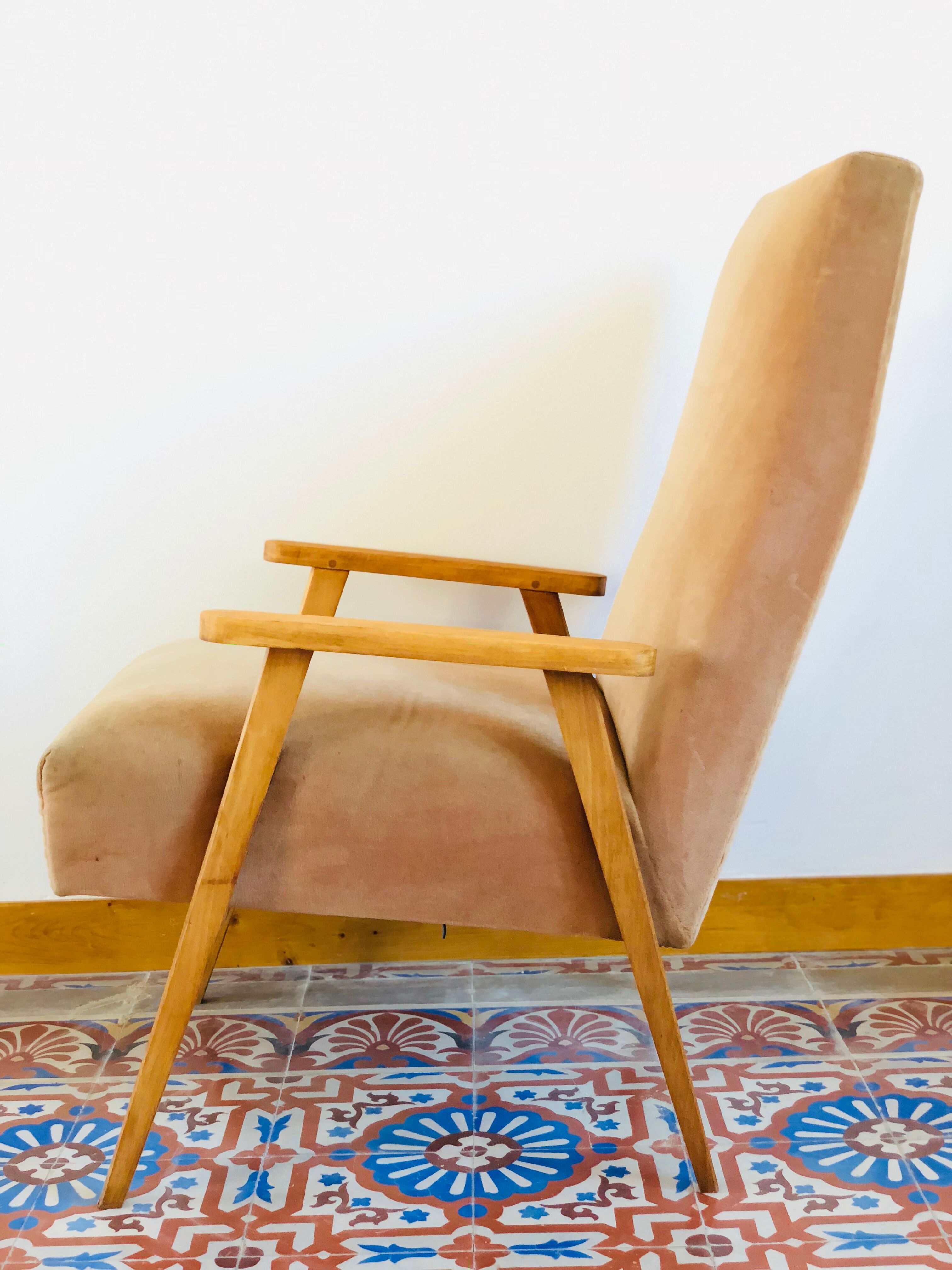 Vintage lounge armchair 1970