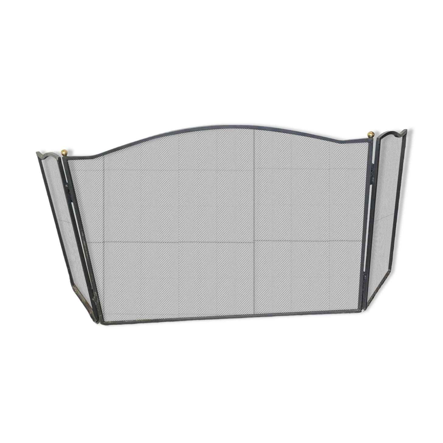 Fire screen with 3 iron leaves and brass ball