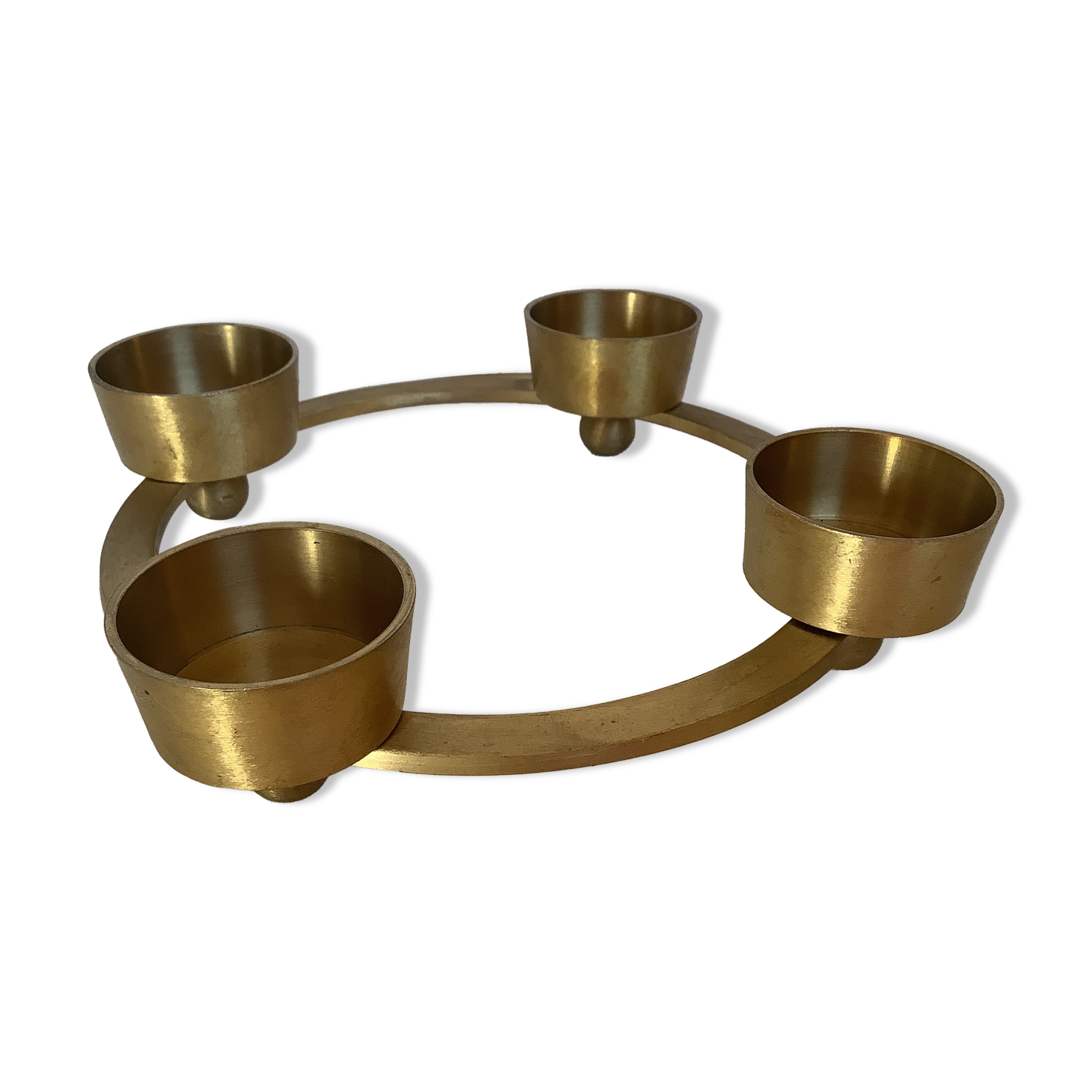 Round brass candle holder 4 candles