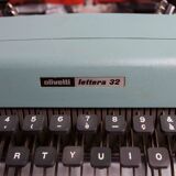 Olivetti Lettera 32 typewriter revised and new ribbon