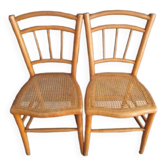 Paire de chaises cannées anciennes en bois blond