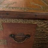 Zanzibar Chest