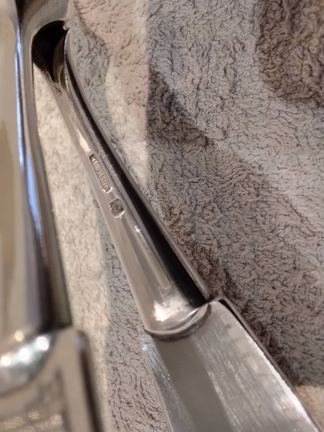 Silver-plated asparagus tongs with guilloche decoration and goldsmith Christofle