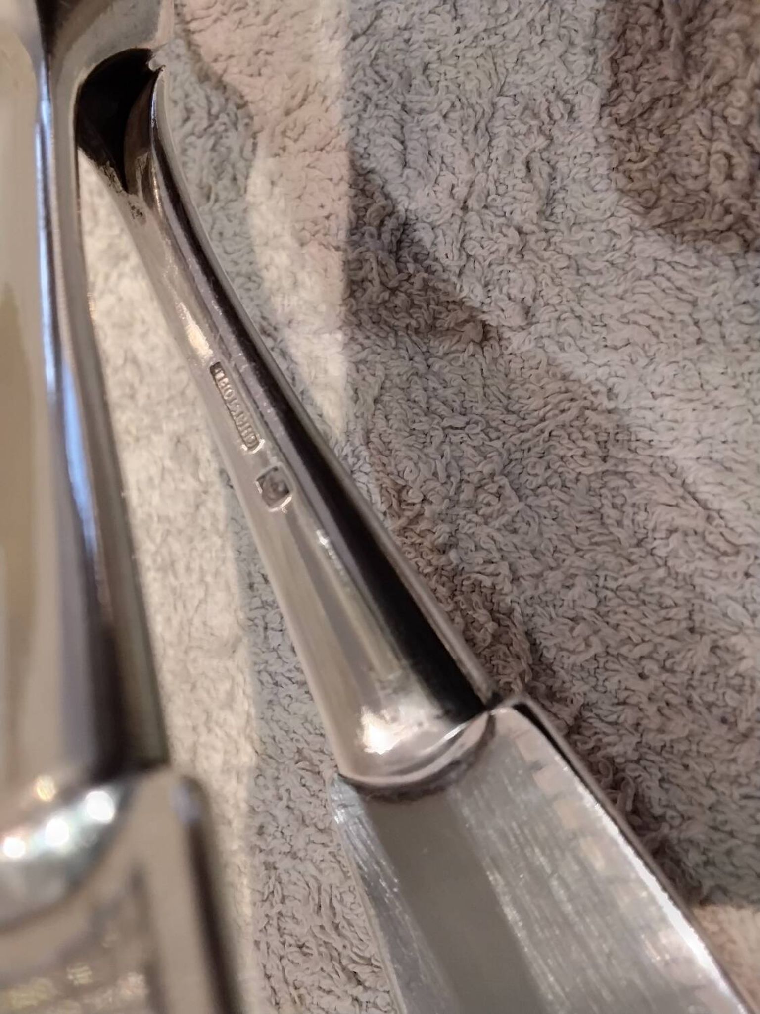 Silver-plated asparagus tongs with guilloche decoration and goldsmith Christofle