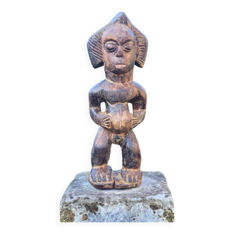 Traditional African wooden statue - Tribal art