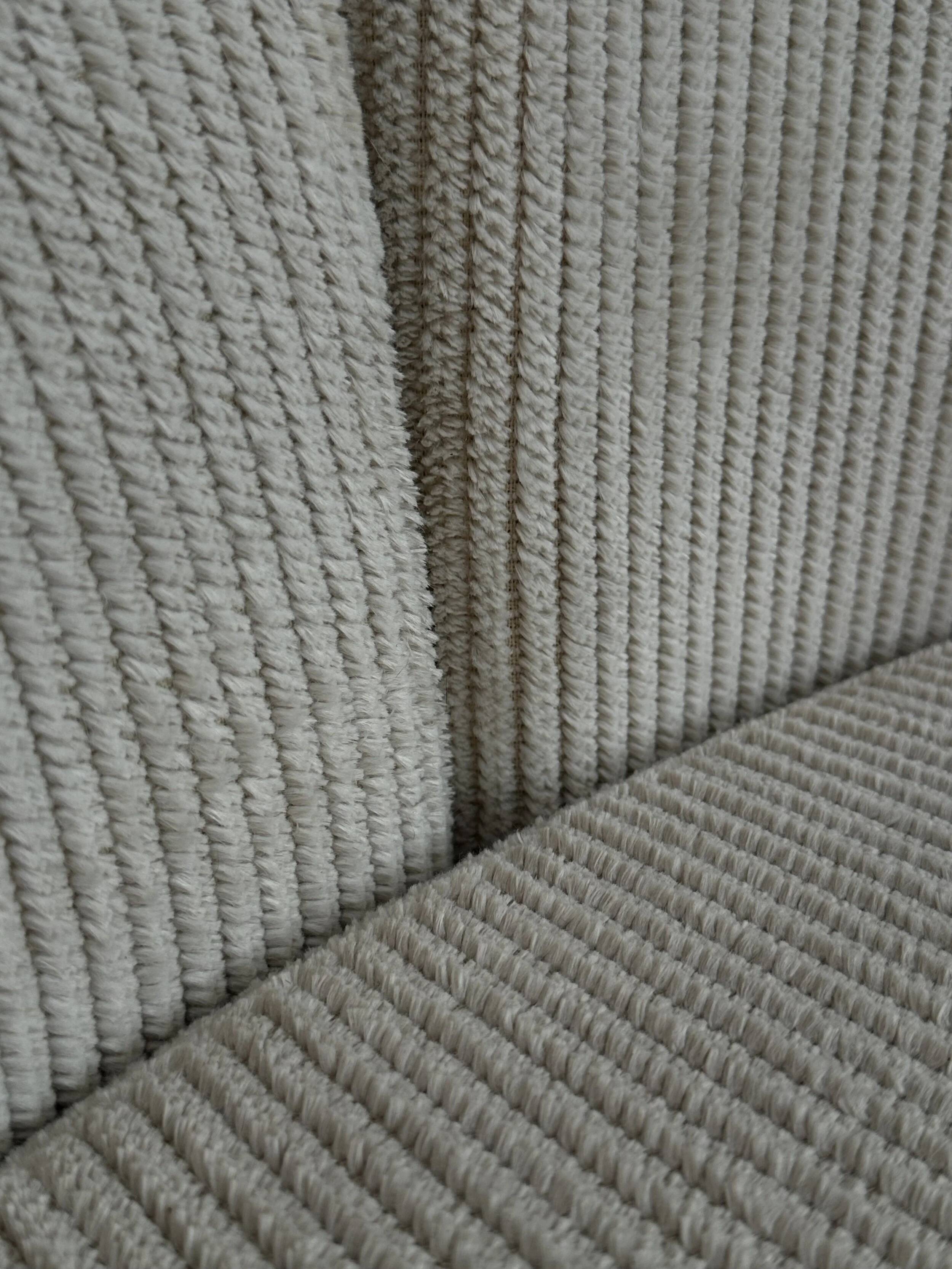 1970s PS142 lounge chair by Eugenio Gerli