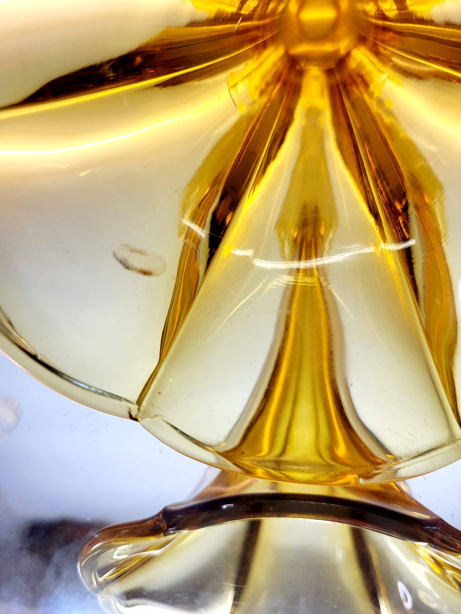 Val Saint Lambert Art deco vaas, serie Luxval model Américain M, amber