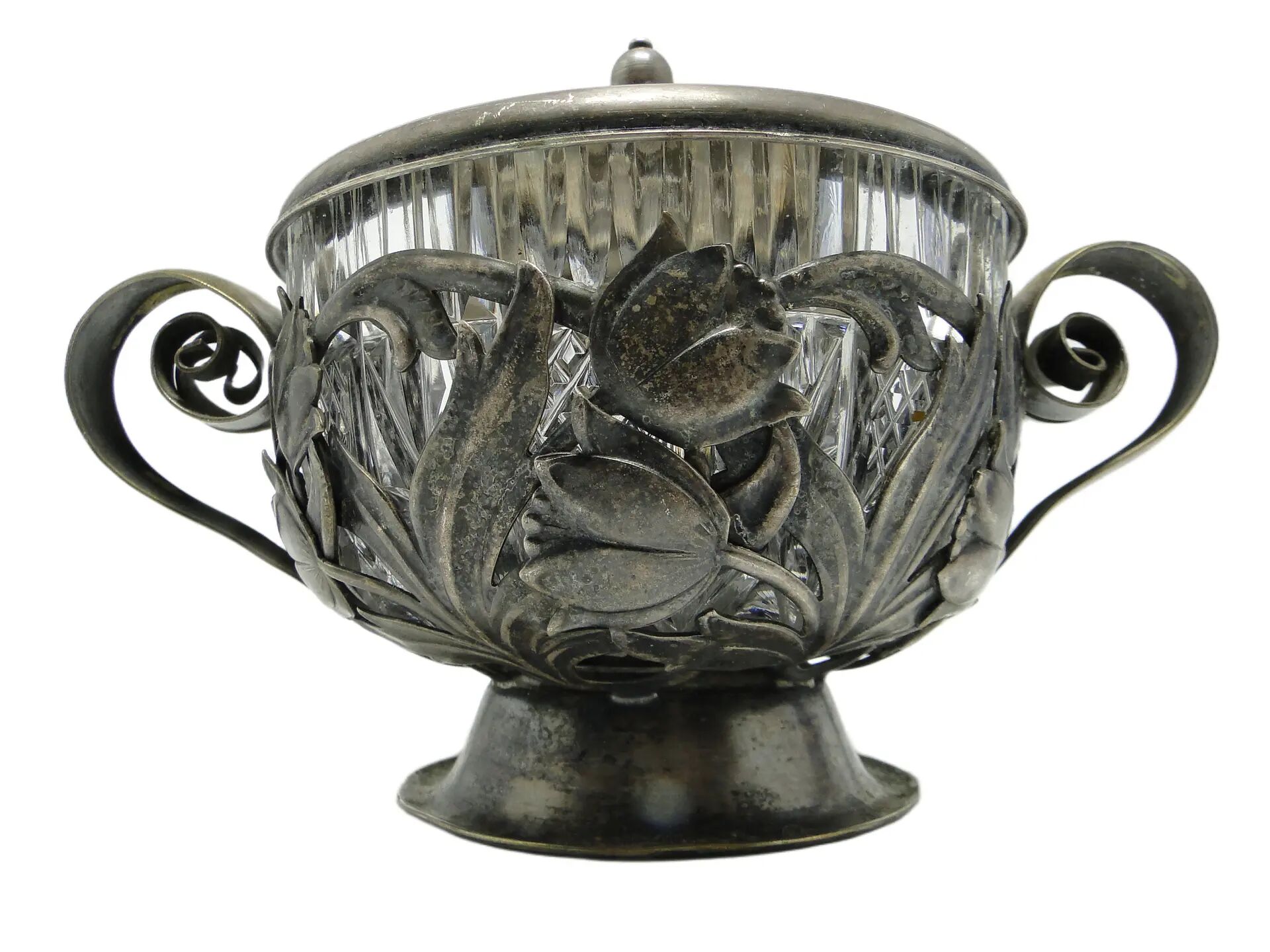 Sucrier Art Nouveau, laiton argenté, verre, Pologne, années 1960.