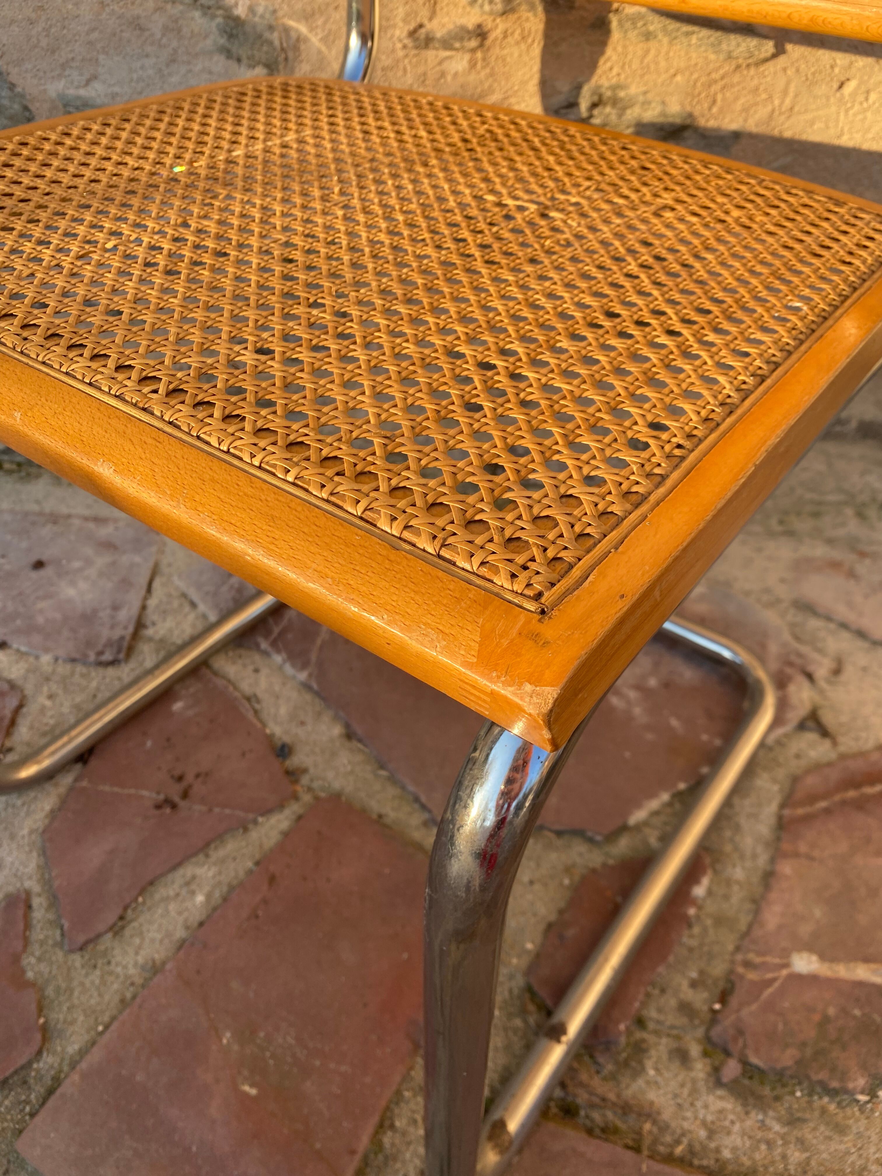 Cantilever cantilever chair