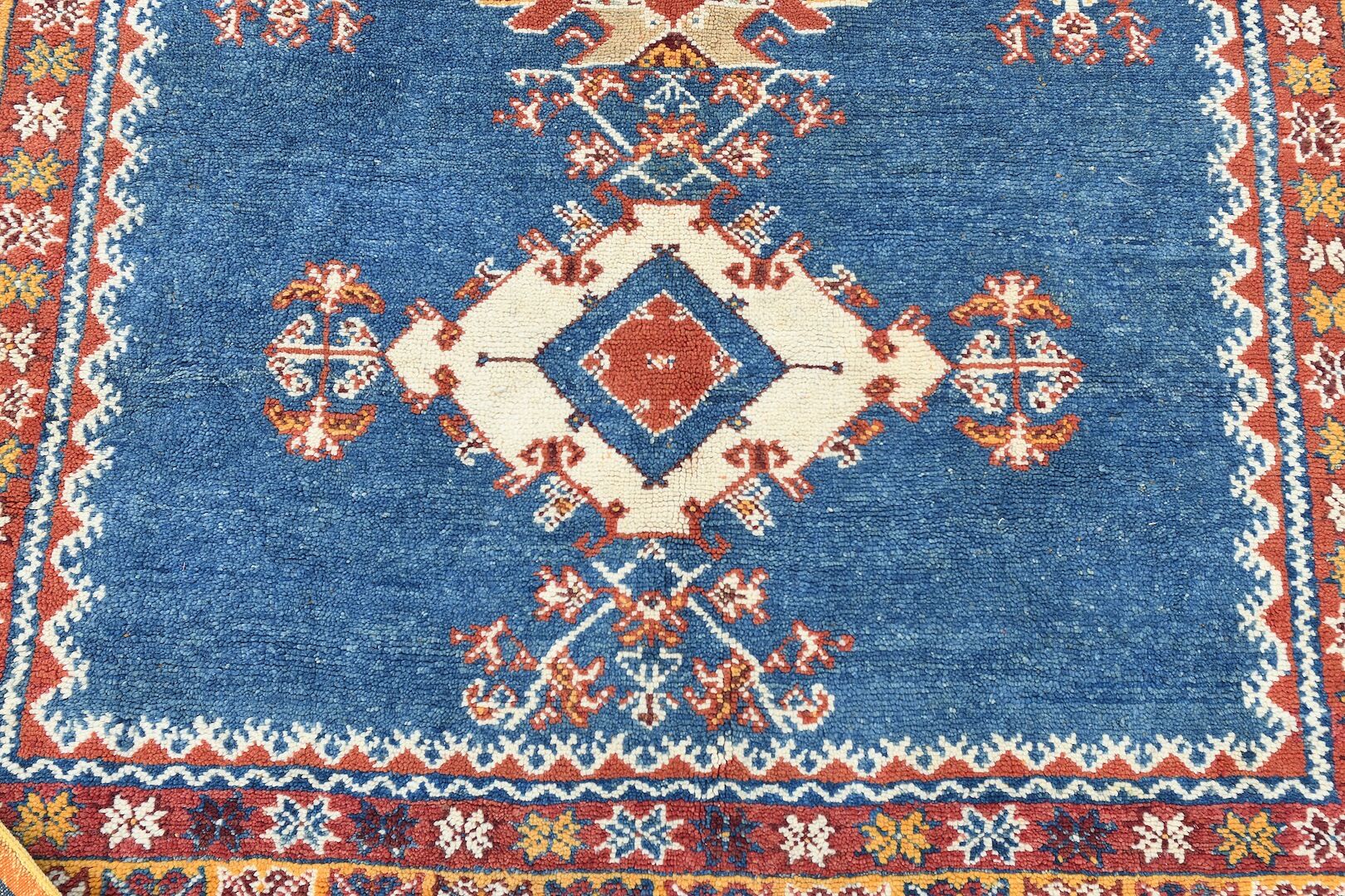 Carpet 230x157 cm