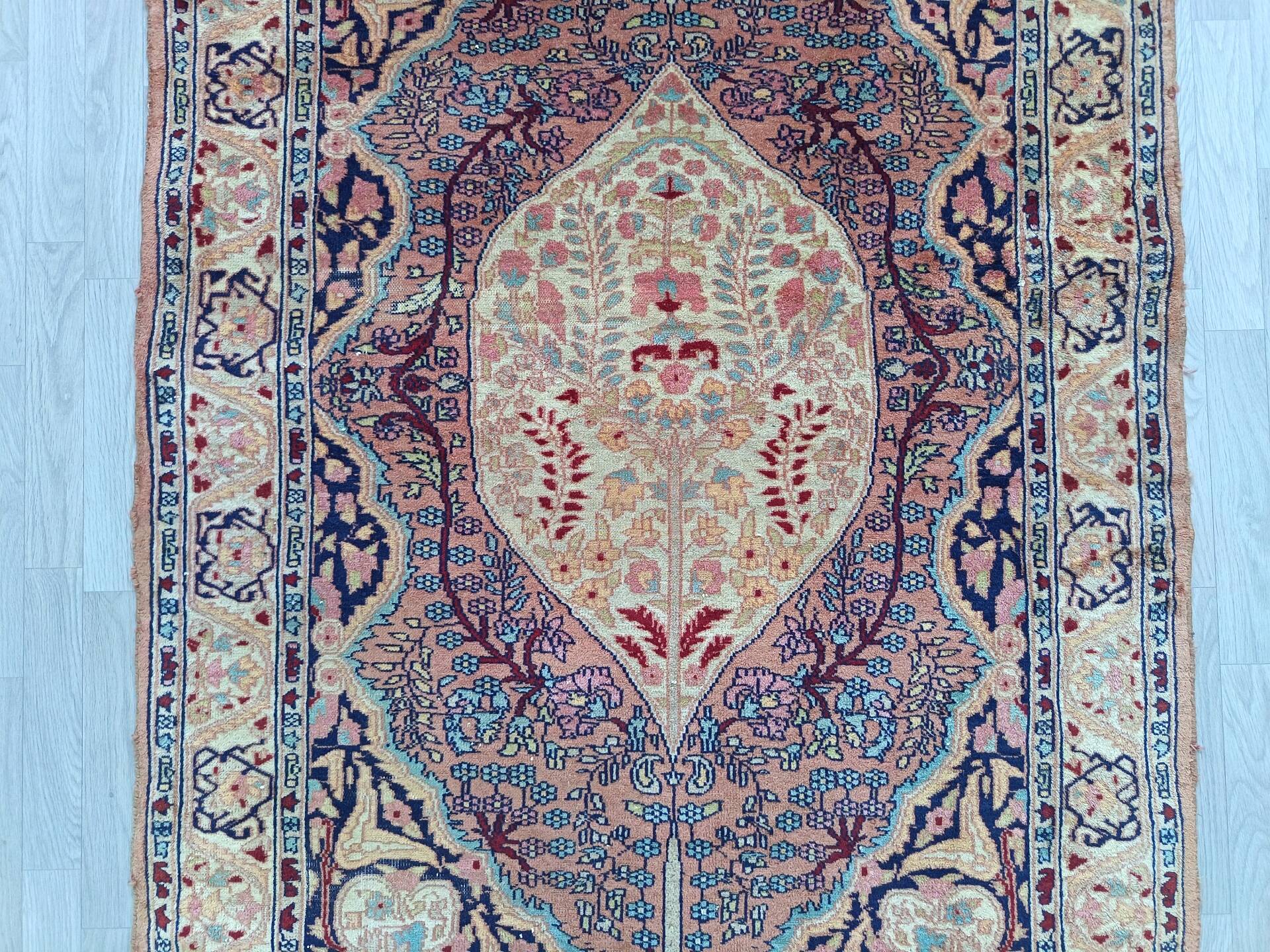 Handmade Pakistani carpet