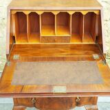 Secrétaire commode Style Queen Anne