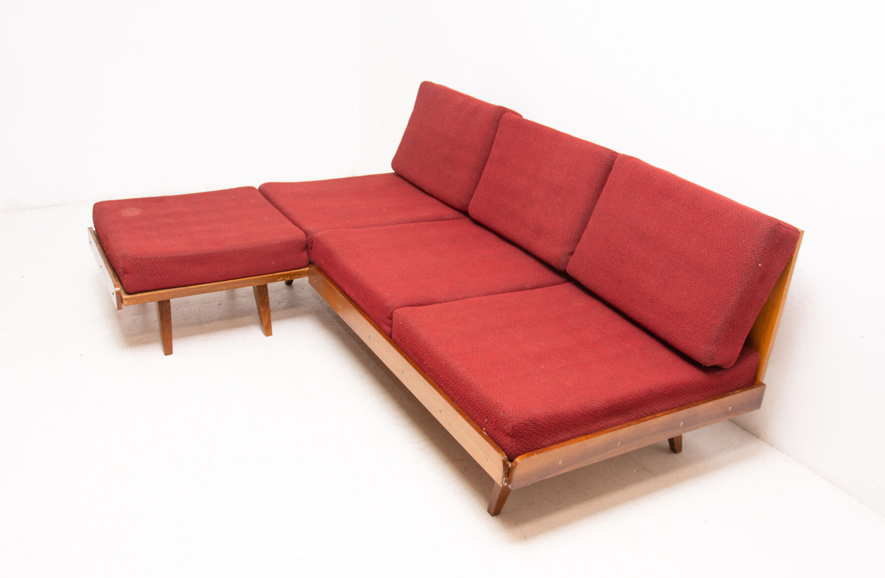 Canapé pliant d’angle par Frantiek Jirak pour Tatra Nábytok, 1960, Tchécoslovaquie