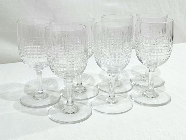 Baccarat – 7 verres à vin blanc Nancy