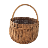 Round wicker basket