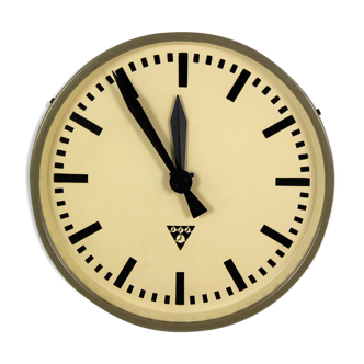 Industrial railway clock by Pragotron, 1960s