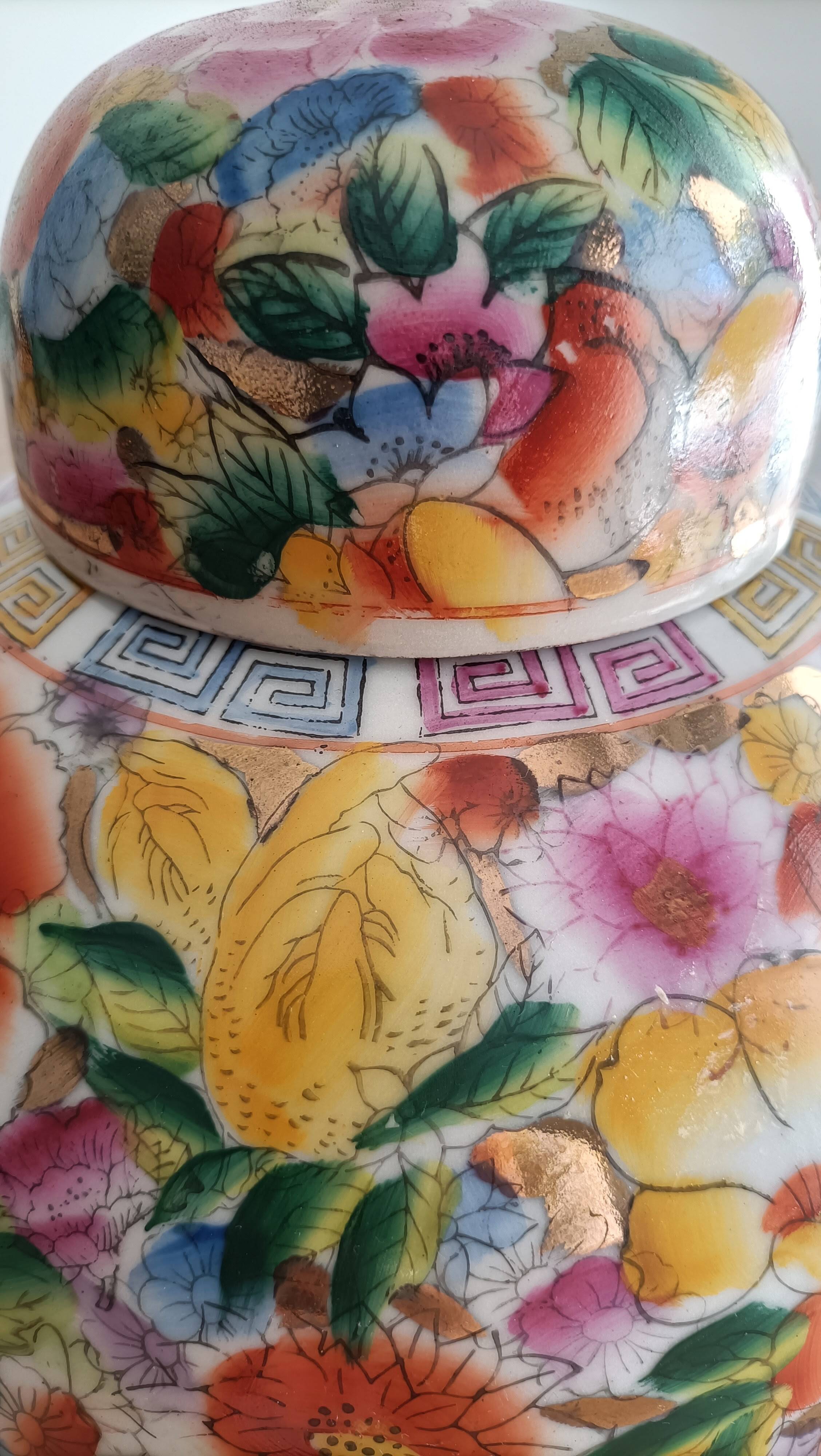 Large Chinese ginger jar with multi-colored porcelain lid